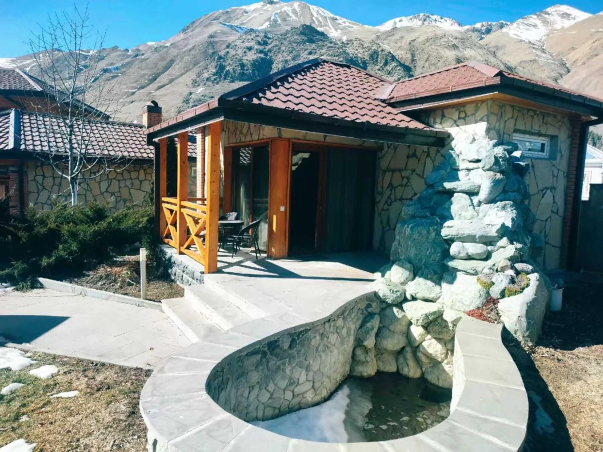 Vardisubani Villa Kazbegi Dış mekan fotoğraf